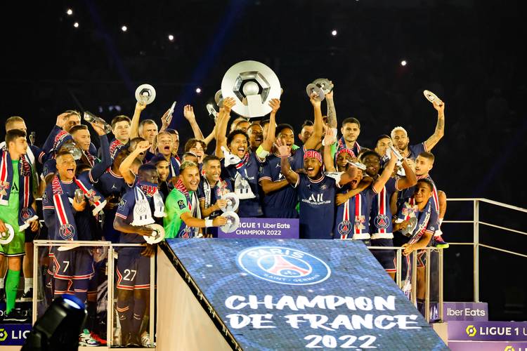 崛起！诺里斯打破了红牛和梅奔自10年起对世界冠军的垄断