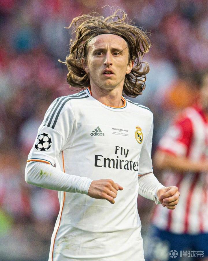 英超首次助攻，吉滕斯本赛季各项赛事助攻数为切尔西队内最多