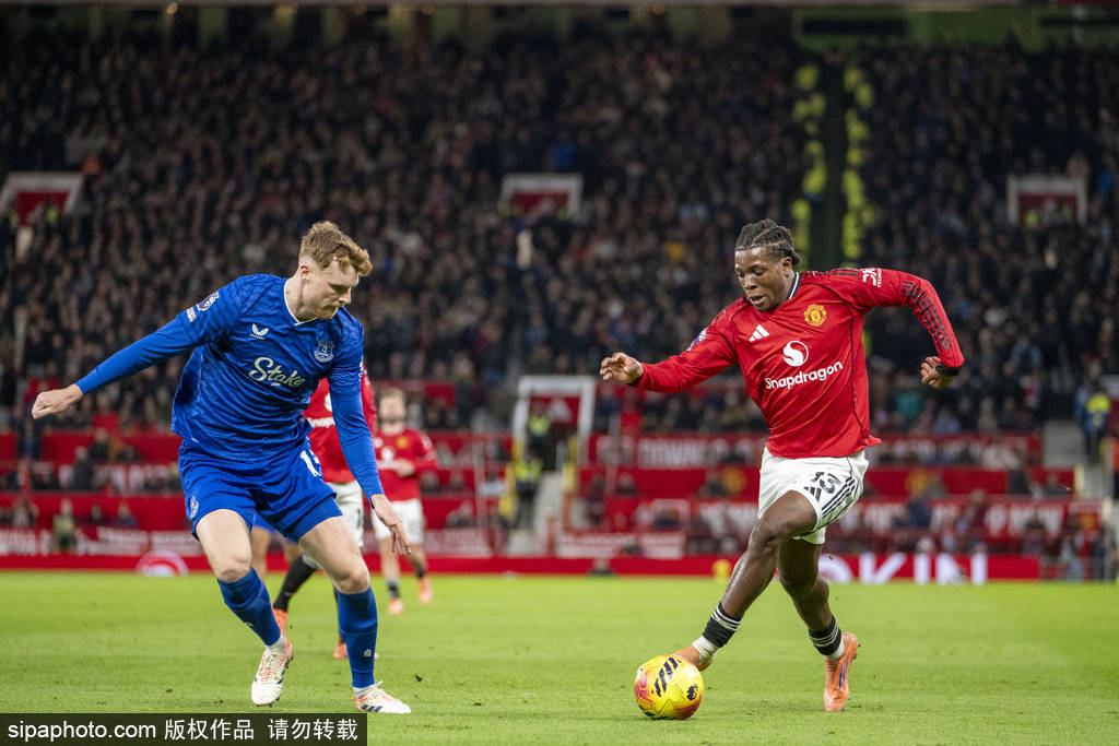 卫报：热刺有意富勒姆左后卫罗宾逊，也会寻找一名攻击型中场