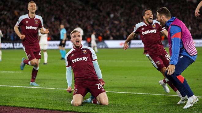 波兰媒体：莱万妻子经常分享跳交际舞的视频，引发了夫妻争吵