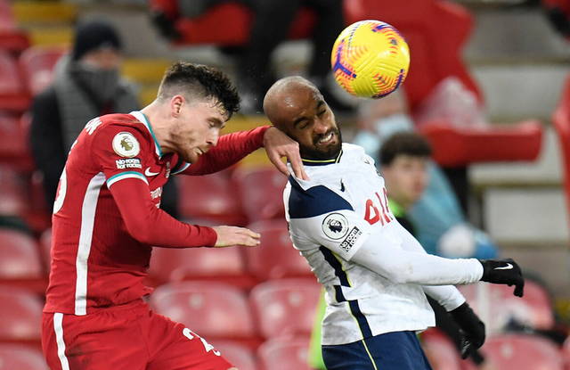 佛罗伦萨连续8场不胜，赛后哲科拿着扩音器与球迷沟通