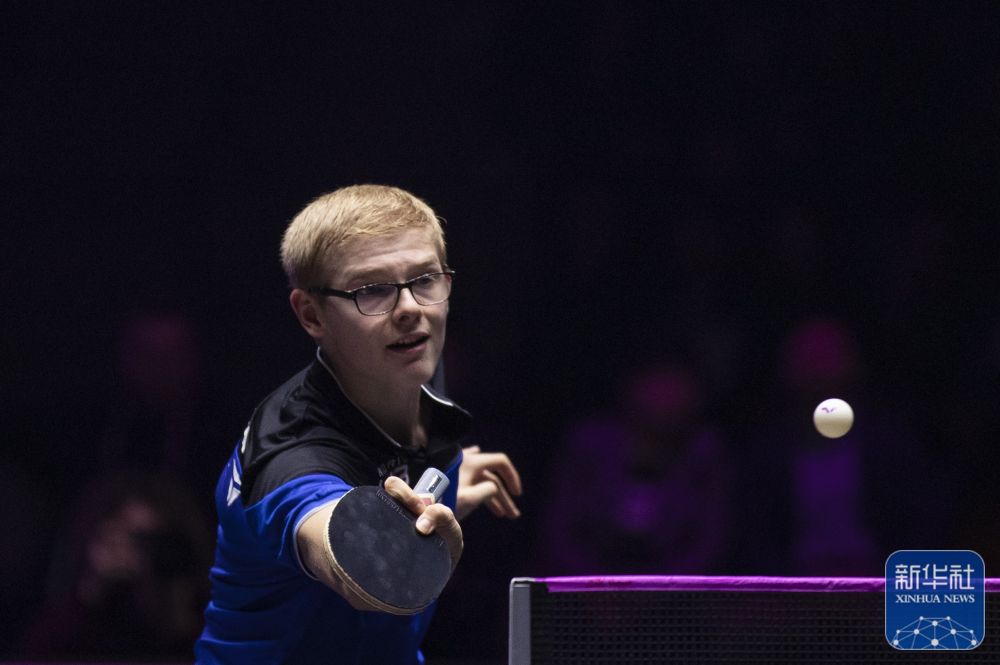 让她承受了 让她承受了